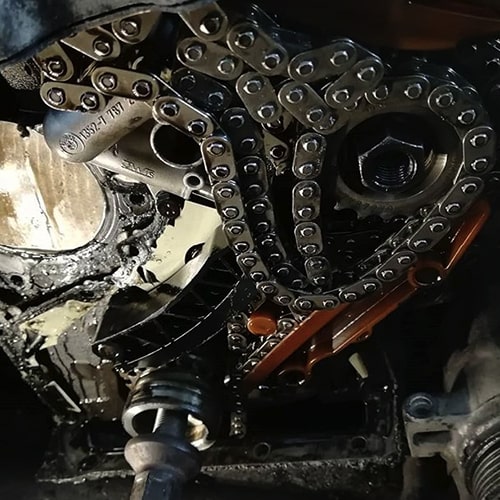 замена цепи грм двигателя внутреннего сгорания мастером автосервиса «АвтоЛайф»